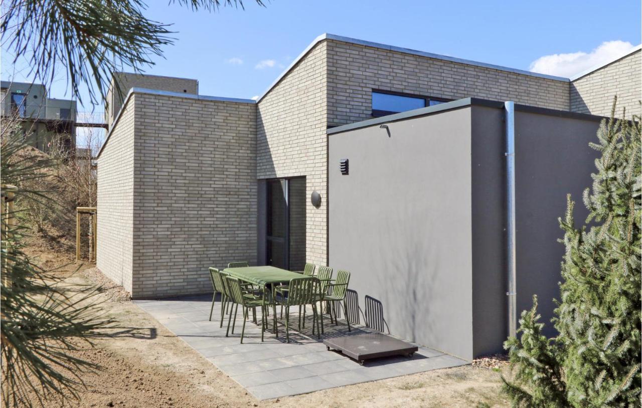 Beautiful Home In Lembruch-Duemmer See With Wifi Exterior photo
